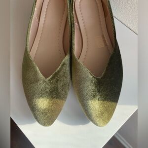 Velvet Green Flats